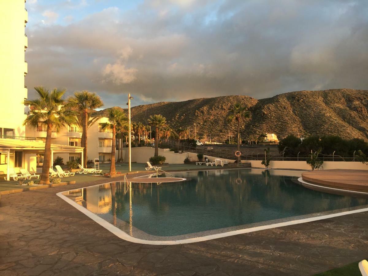 Apartment Los Cristianos Лос Кристианос Экстерьер фото